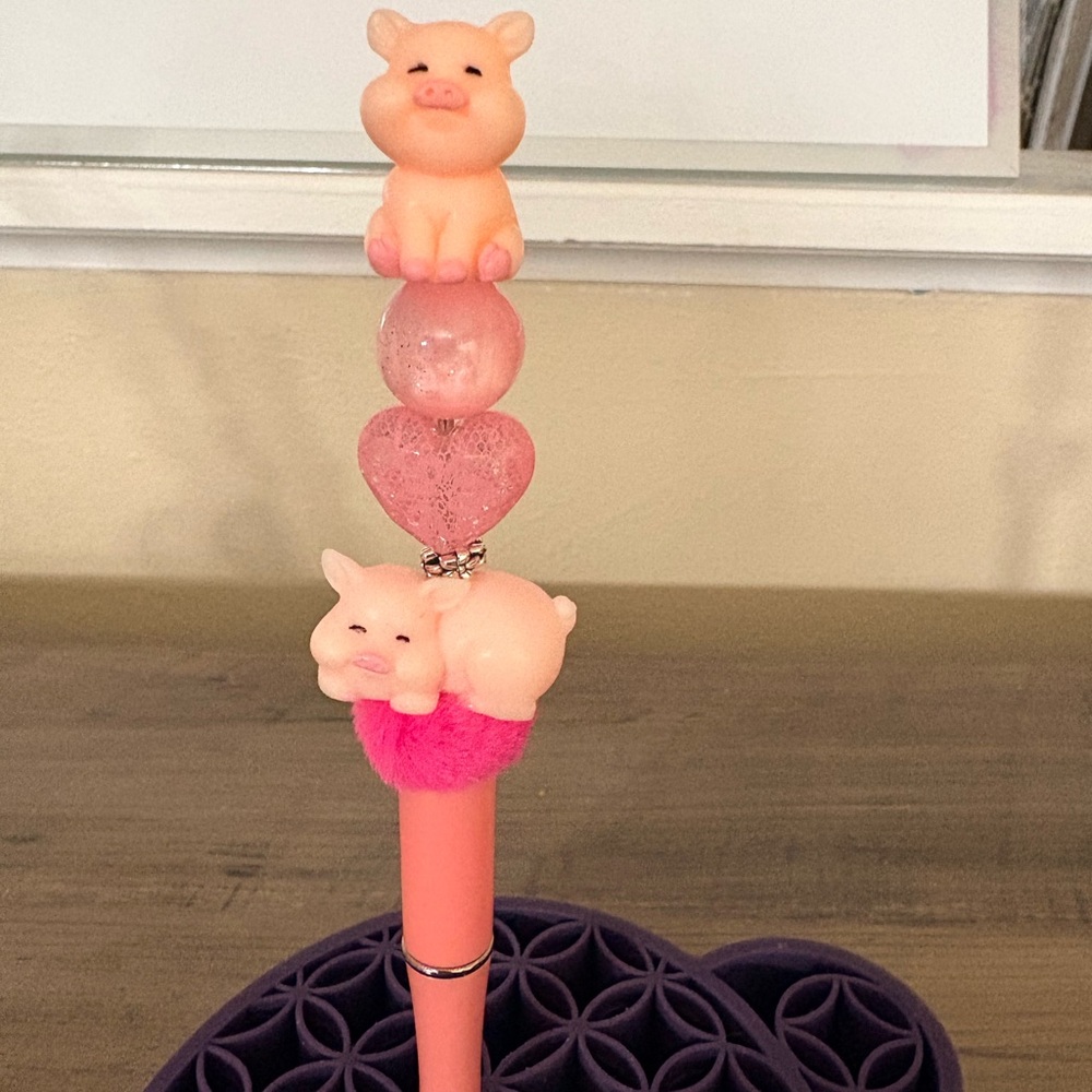 Cute Piggy Pen with Pink Accents